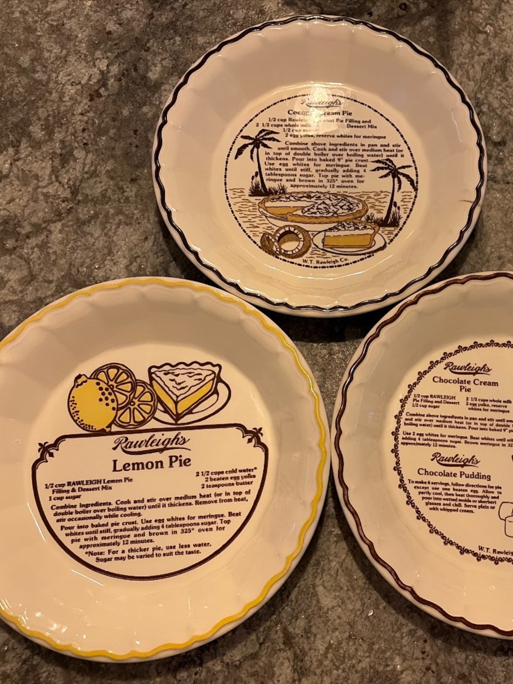 Vintage Rawleigh’s Recipe Pie Plates Set of 3